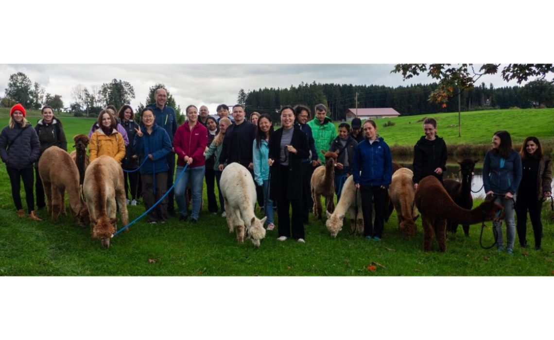 group_photo_with_extra_wide_border